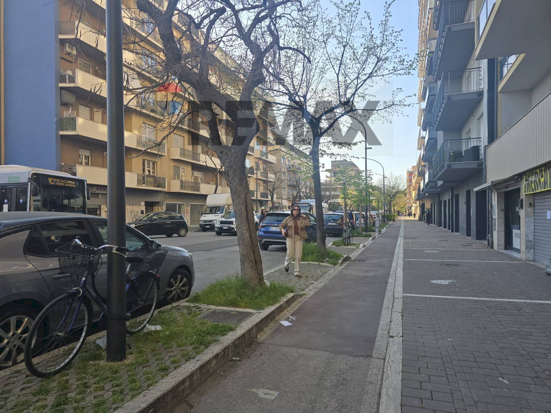 Edificio all\'aperto - Attività Commerciale Viale Gabriele D'annunzio
 
263/5, Pescara - foto 3