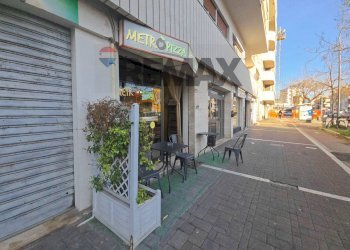 Edificio all\'aperto - Attività Commerciale Viale Gabriele D'annunzio
 
263/5, Pescara - foto 1