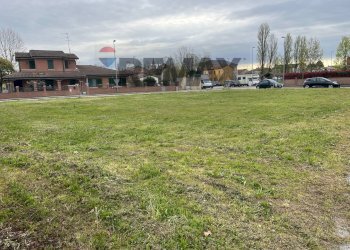 Giardino - Terreno edificabile Via Dante Alighieri
 
s.n.c, Vigarano Mainarda - foto 3