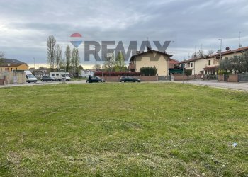 Giardino - Terreno edificabile Via Dante Alighieri
 
s.n.c, Vigarano Mainarda - foto 4