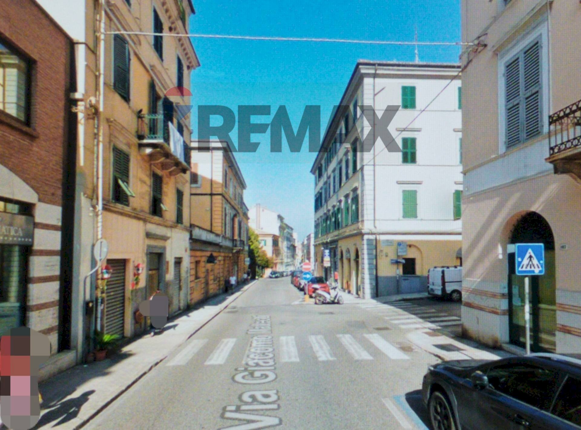 Edificio all\'aperto - Negozio Ancona - foto 1