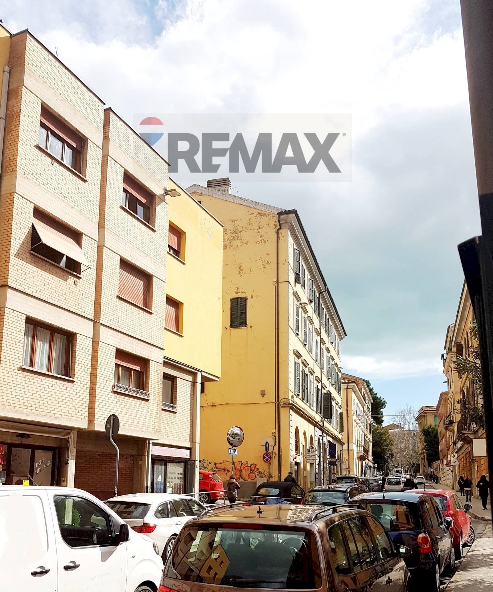 Edificio all\'aperto - Negozio Ancona - foto 3