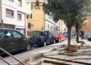 Edificio all\'aperto - Negozio Ancona - foto 5