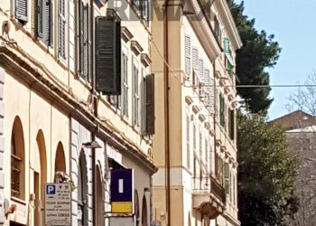 Edificio all\'aperto - Negozio Ancona - foto 6