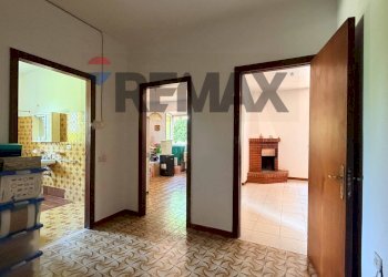 Hall / corridoio - Rustico Via San Vincenzo
 
79, Polverigi - foto 15