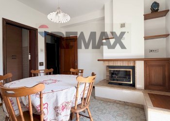 Sala da pranzo - Rustico Via San Vincenzo
 
79, Polverigi - foto 23