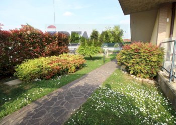 Giardino - Three-room apartment VIA PALMANOVA
 
16, Bonate Sopra - photo 4