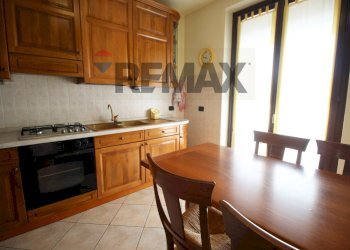 Cucina - Three-room apartment VIA PALMANOVA
 
16, Bonate Sopra - photo 14