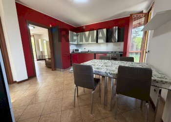 Sala da pranzo - Villa a Schiera Calvenzano - foto 11