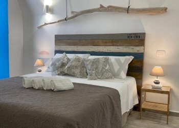 Camera da letto - Appartamento Via Chirurgo dell'Erba
 
87, Vieste - foto 7