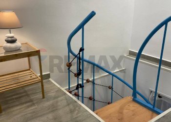 scaletta a chocciola - Appartamento Via Chirurgo dell'Erba
 
87, Vieste - foto 9