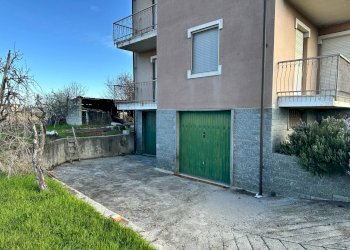 particolare - Casa indipendente Via Curetti
 
17, Mondovì - foto 9
