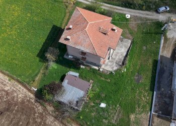 foto con drone - Casa indipendente Via Curetti
 
17, Mondovì - foto 3
