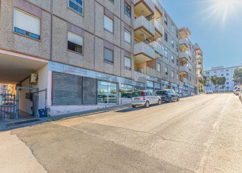 Edificio all\'aperto - Commercial Premises Via Florinas
 
12, Sassari - photo 7