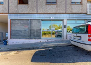 Edificio all\'aperto - Commercial Premises Via Florinas
 
12, Sassari - photo 10