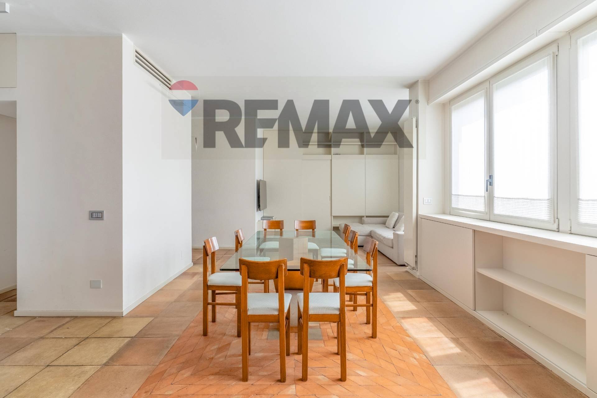 Sala da pranzo - Trilocale VIa Andrea Costa
 
11, Milano - foto 2