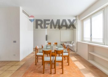 Sala da pranzo - Trilocale VIa Andrea Costa
 
11, Milano - foto 2