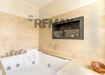 Bagno - Trilocale VIa Andrea Costa
 
11, Milano - foto 12