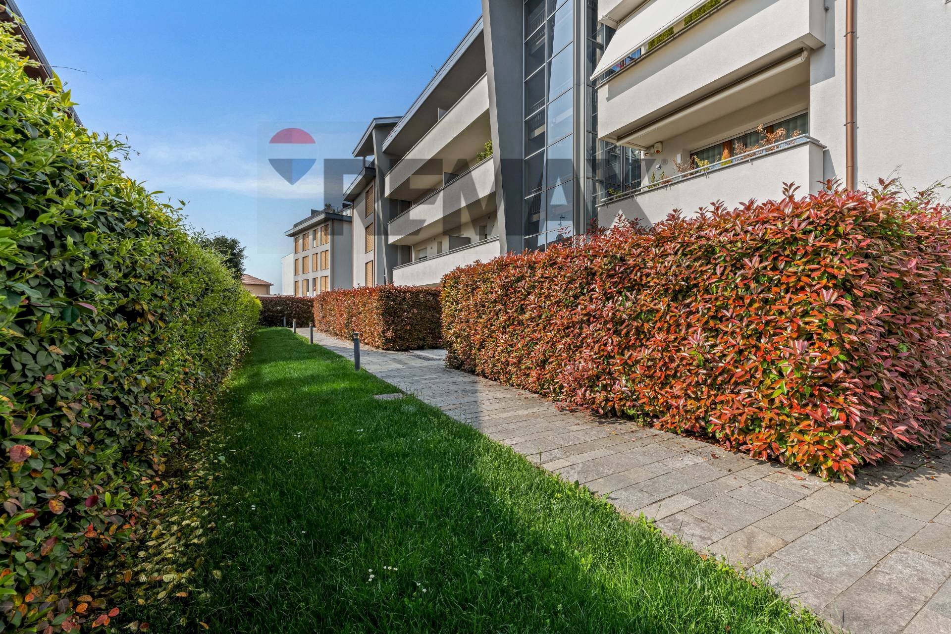 Edificio all\'aperto - Trilocale Via Statuto
 
8a, Giussano - foto 2