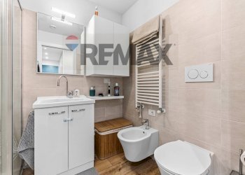 Bagno - Trilocale Via Statuto
 
8a, Giussano - foto 32