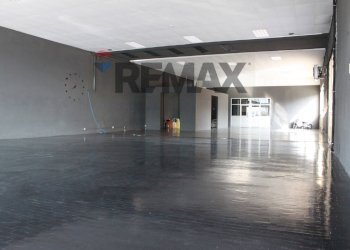 edificio commerciale - Locale Commerciale via matteotti
 
68, Noceto - foto 9