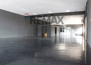 edificio commerciale - Locale Commerciale via matteotti
 
68, Noceto - foto 10