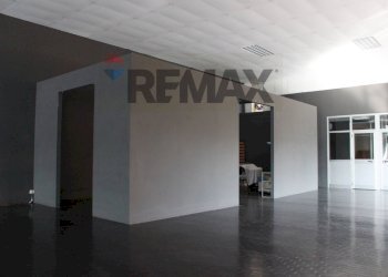 edificio commerciale - Locale Commerciale via matteotti
 
68, Noceto - foto 20