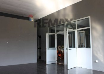 edificio commerciale - Locale Commerciale via matteotti
 
68, Noceto - foto 28