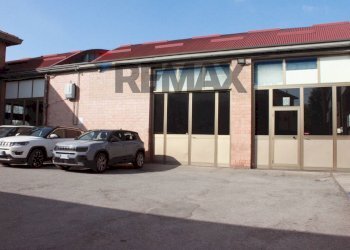 Edificio all\'aperto - Locale Commerciale via matteotti
 
68, Noceto - foto 47