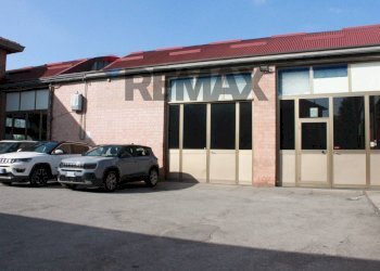 Edificio all\'aperto - Locale Commerciale via matteotti
 
68, Noceto - foto 48