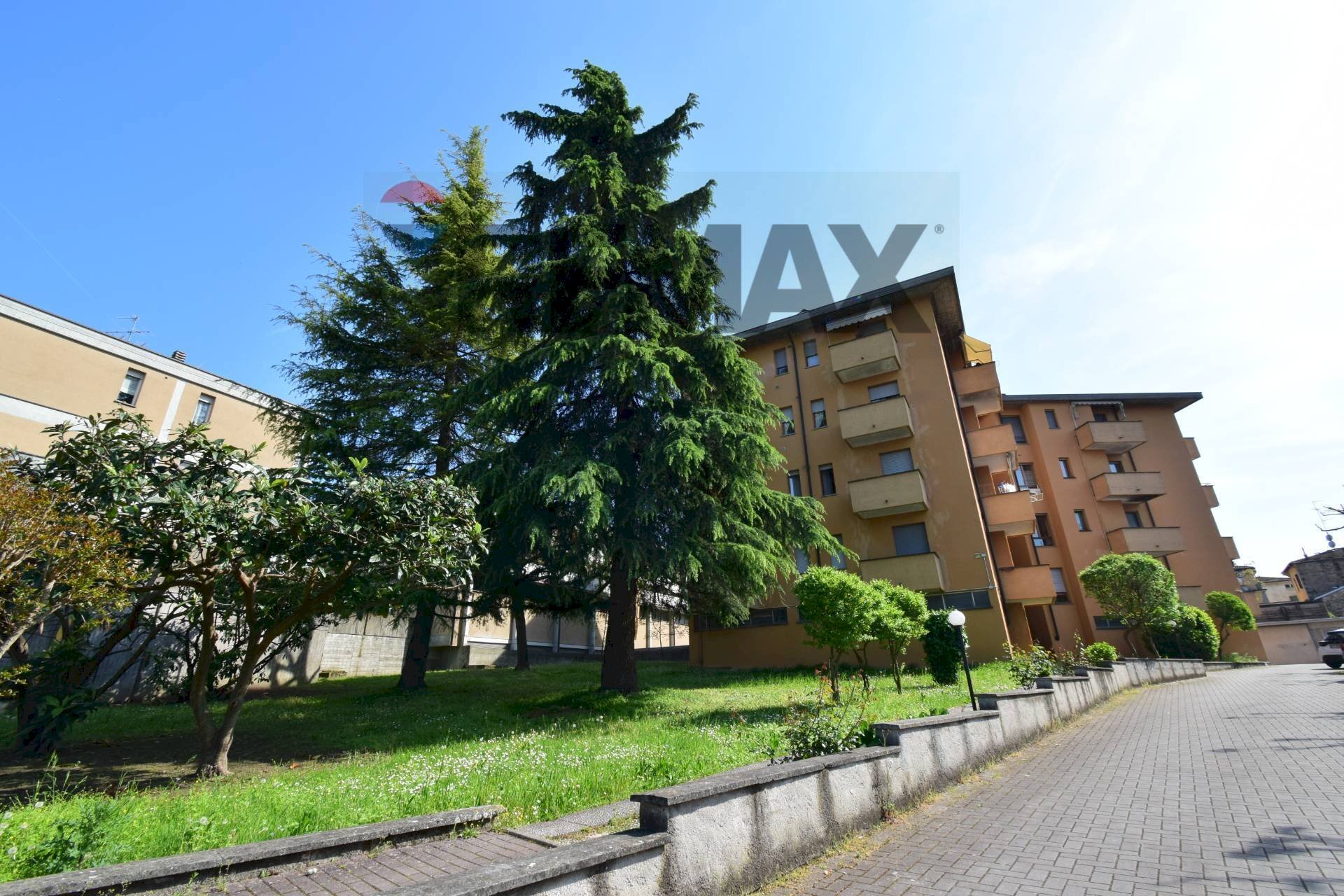 Edificio all\'aperto - Bilocale Via Rosa Romeo
 
1, Sala Baganza - foto 3
