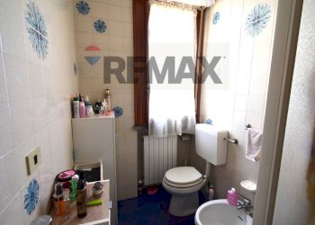 Bagno - Bilocale Via Rosa Romeo
 
1, Sala Baganza - foto 21