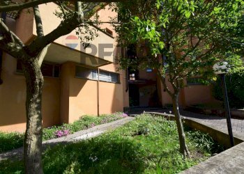 Edificio all\'aperto - Bilocale Via Rosa Romeo
 
1, Sala Baganza - foto 34