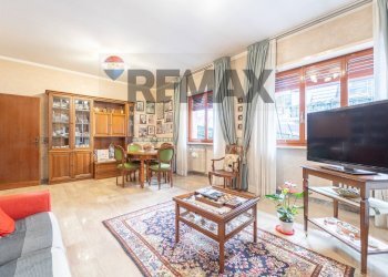 Sala da pranzo - Four-room apartment Via Enrico Fermi, Roma - photo 3
