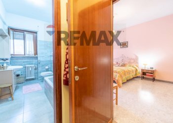 Camera / camera da letto - Four-room apartment Via Enrico Fermi, Roma - photo 16