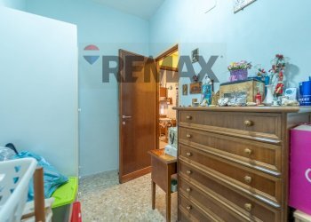 Camera / camera da letto - Four-room apartment Via Enrico Fermi, Roma - photo 24