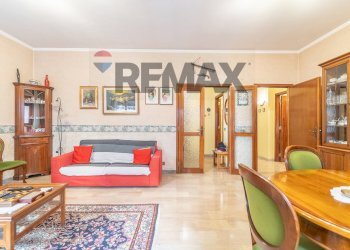 Sala da pranzo - Four-room apartment Via Enrico Fermi, Roma - photo 31