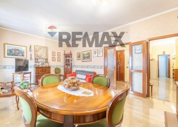 Sala da pranzo - Four-room apartment Via Enrico Fermi, Roma - photo 32