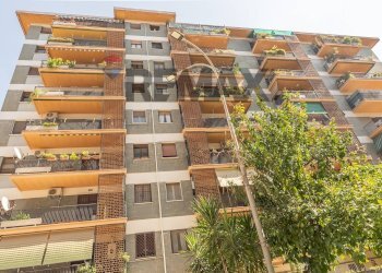 Edificio all\'aperto - Four-room apartment Via Enrico Fermi, Roma - photo 38