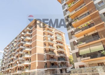 Edificio all\'aperto - Four-room apartment Via Enrico Fermi, Roma - photo 39