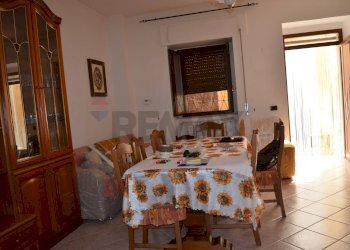 Sala da pranzo - Appartamento Castelpagano - foto 5