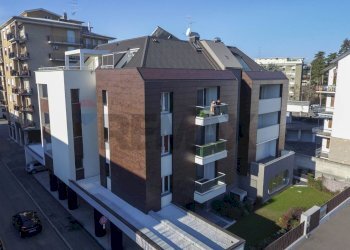 Edificio all\'aperto - Ufficio Via nannetti
 
10, Busto Arsizio - foto 8