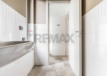 Bagno - Ufficio Via nannetti
 
10, Busto Arsizio - foto 21