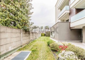 Giardino - Ufficio Via nannetti
 
10, Busto Arsizio - foto 25