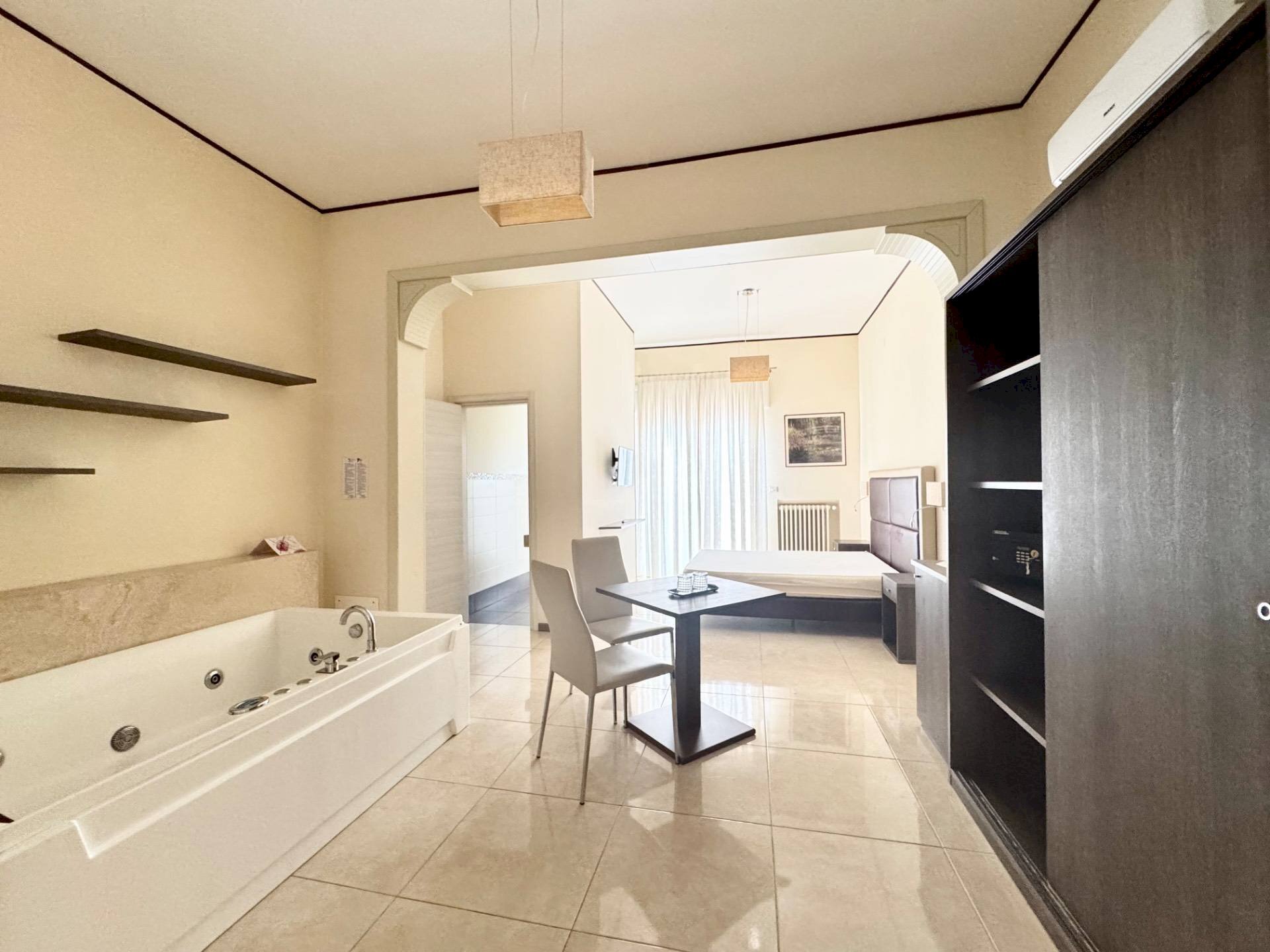 Foto 1 - Terraced Villa Via Rocco Scotellaro
 
14, Lecce - photo 1