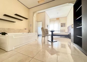 Foto 2 - Terraced Villa Via Rocco Scotellaro
 
14, Lecce - photo 2