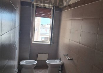 Bagno - Trilocale via Repubblica
 
8, Afragola - foto 13