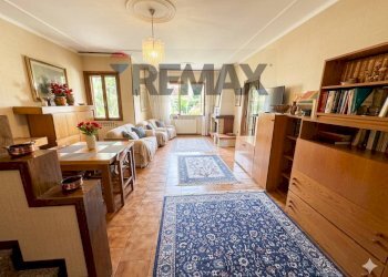 Soggiorno - Trilocale Via Roma
 
70, Pellegrino Parmense - foto 12