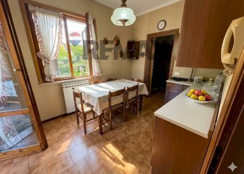 Sala da pranzo - Trilocale Via Roma
 
70, Pellegrino Parmense - foto 8