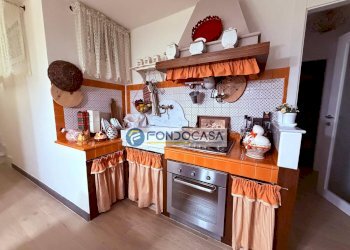 taverna - Villa a Schiera via pietro pellegrini
 
13, Massa - foto 9